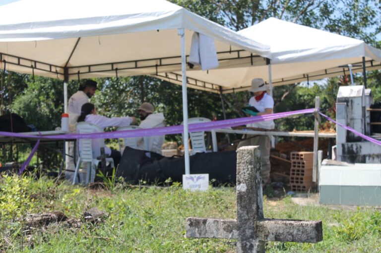 La Unidad de Búsqueda y la JEP recuperan 46 cuerpos en el cementerio de La Unión Peneya, que podrían corresponder a personas desaparecidas en el conflicto armado, incluidos menores presuntamente reclutados
