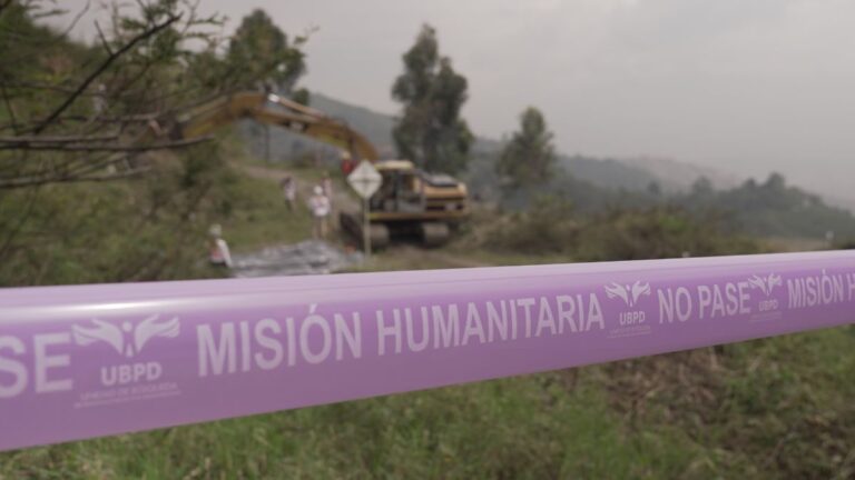 La Unidad de Búsqueda presenta avances en la intervención técnico-forense en el sector de La Escombrera, en la Comuna 13 de Medellín