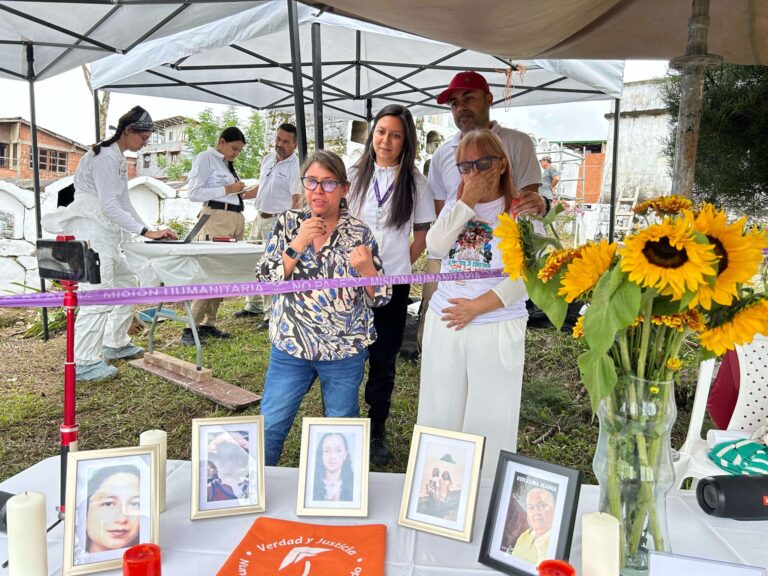 Un girasol para Yenny Alejandra en su camino de regreso a casa