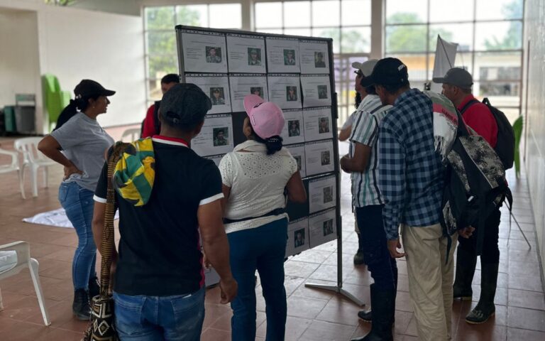 A través de fotografías, familias de Uribe (Meta) identificaron a diez personas dadas por desaparecidas 