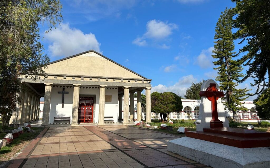 Entrada del cementerio de Rionegro, en Antioquia