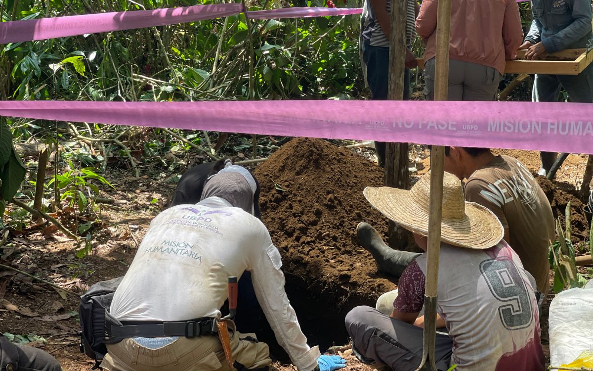 Equipo de la UBPD y comunidad de zona rural en Putumayo trabajan en la recuperación de dos cuerpos de personas dadas por desaparecidas