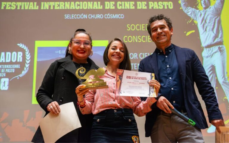 El documental POR CIELO Y TIERRA recibe galardón a mejor documental  