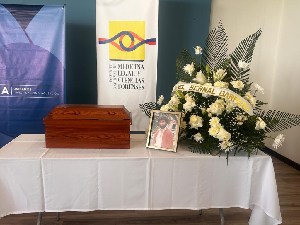 Dos cuerpos fueron recuperados en el cementerio de Yopal y entregados dignamente a sus familias. Funcionarios de la Unidad de Búsqueda, la JEP y Medicina Legal hacen las entregas a las familias