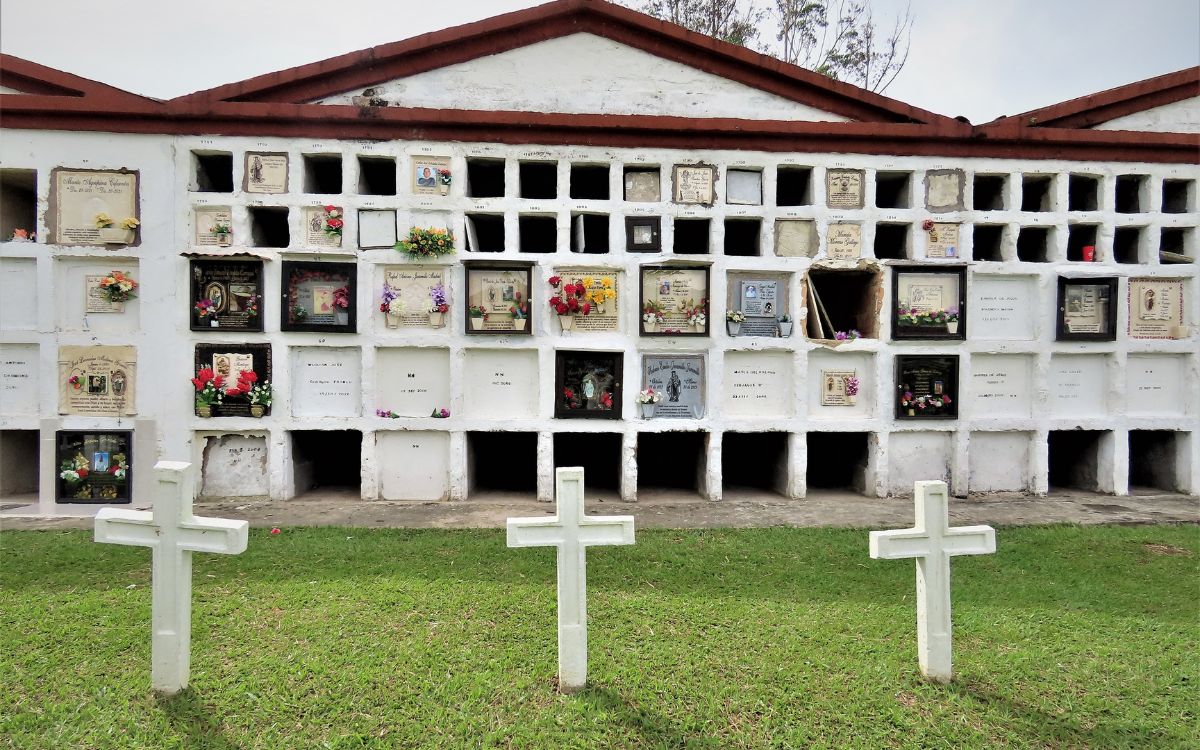 La Unidad de Búsqueda interviene el cementerio de San Roque, en Antioquia, para recuperar cuerpos no identificados