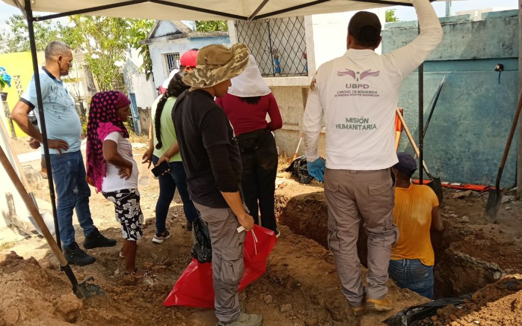 La Unidad de Búsqueda de Personas dadas por Desaparecidas (UBPD) realizó la primera intervención en el cementerio católico del municipio de El Banco, en el Magdalena. Esta acción humanitaria está asociada al Plan Regional Centro del Cesar, en la cual se recuperó un cuerpo que fue asociado a una persona desaparecida en razón del conflicto armado. 