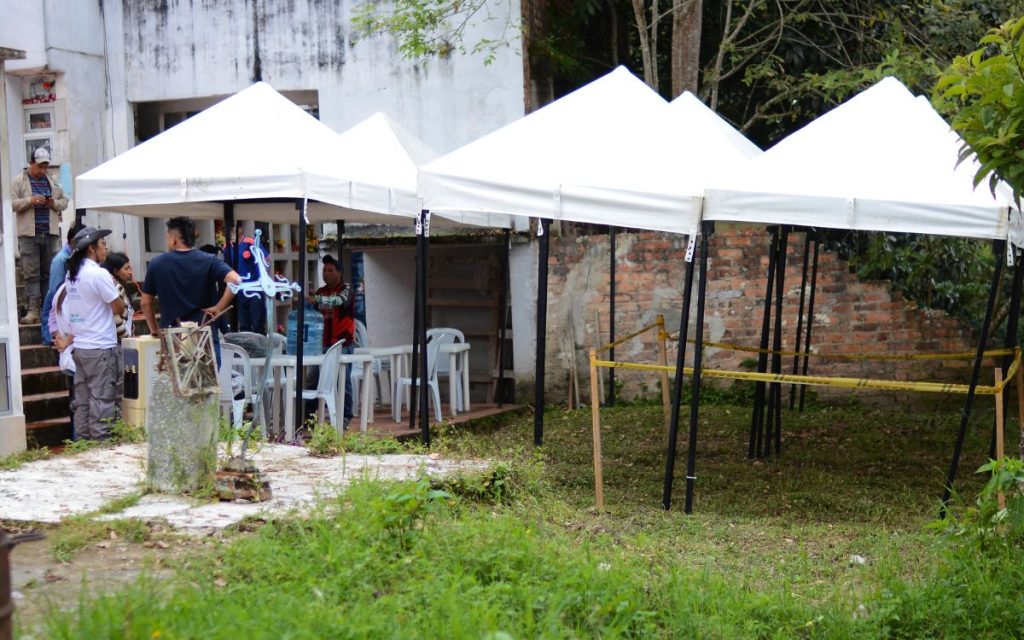 La Unidad de Búsqueda de Personas dadas por Desaparecidas (UBPD), con apoyo de autoridades municipales y representantes de la comunidad de Toledo, en Norte de Santander, recuperó cinco cuerpos que podrían corresponder a personas desaparecidas después de vincularse a grupos armados no estatales con presencia en la zona y que, posteriormente, fallecieron en acciones del conflicto armado desarrolladas en el 2000.