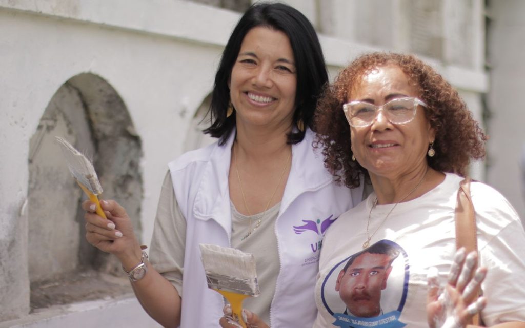 Cementerio municipal de Palmira: un homenaje a la reconciliación y la memoria de las personas desaparecidas. La UBPD y organizaciones de víctimas intervienen este camposanto del Valle del Cauca
