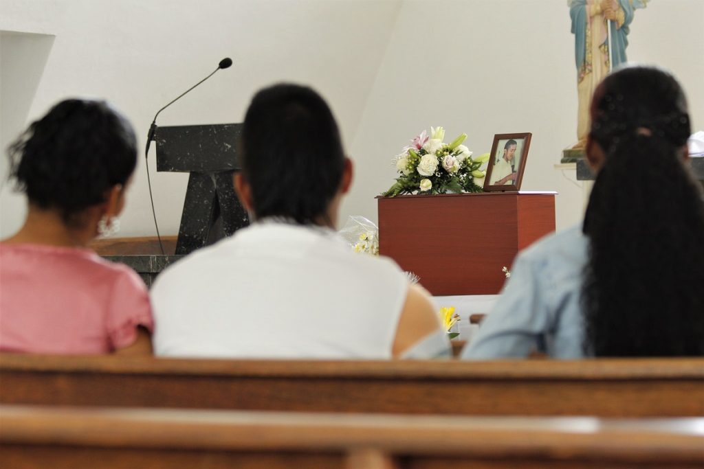 Gracias al trabajo articulado entre los equipos de la Unidad de Búsqueda de Personas dadas por Desaparecidas (UBPD) en Antioquia y Caquetá, la familia de Fabio Nelson Cataño pudo recibir dignamente el cuerpo de su ser querido desaparecido en acciones del conflicto armado, desarrolladas en el sur del Caquetá en 2005.