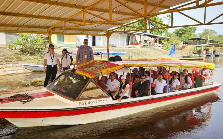 Misión fluvial lleva la búsqueda de desaparecidos a comunidades ribereñas del río Putumayo