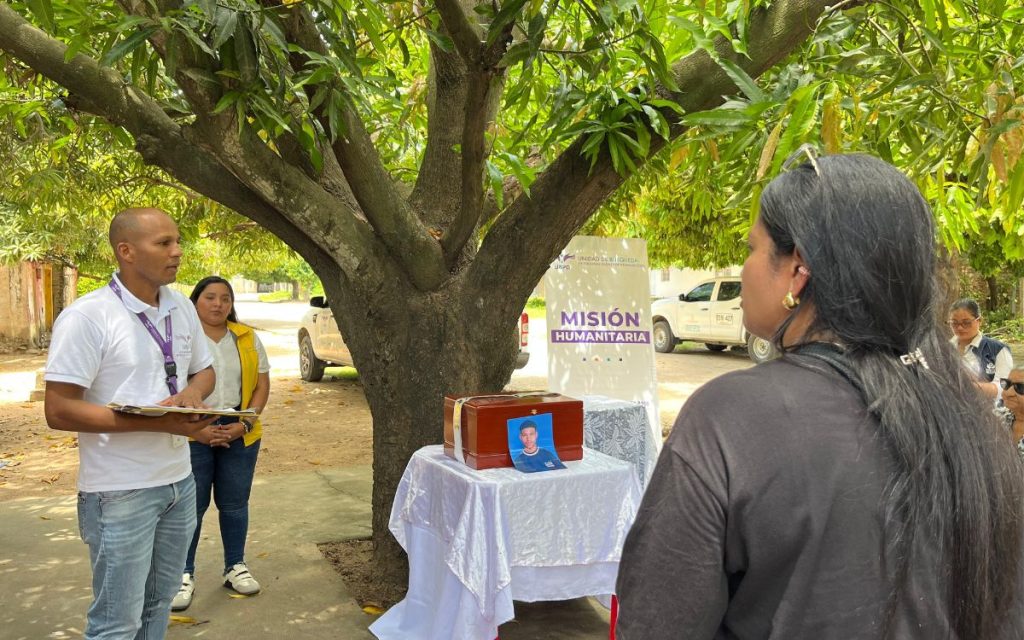 El 21 de junio, Jhonger Iguarán Ortíz cumpliría 39 años de edad. Tres días antes de esta fecha, el 18 de junio de 2025, su cuerpo logró retornar a su pueblo natal en el corregimiento de Barbacoas, en La Guajira. Su padre, madre, hermanos, tías y primos se despidieron de él por última vez tras la entrega digna adelantada por la Unidad de Búsqueda de Personas dadas por Desaparecidas (UBPD).