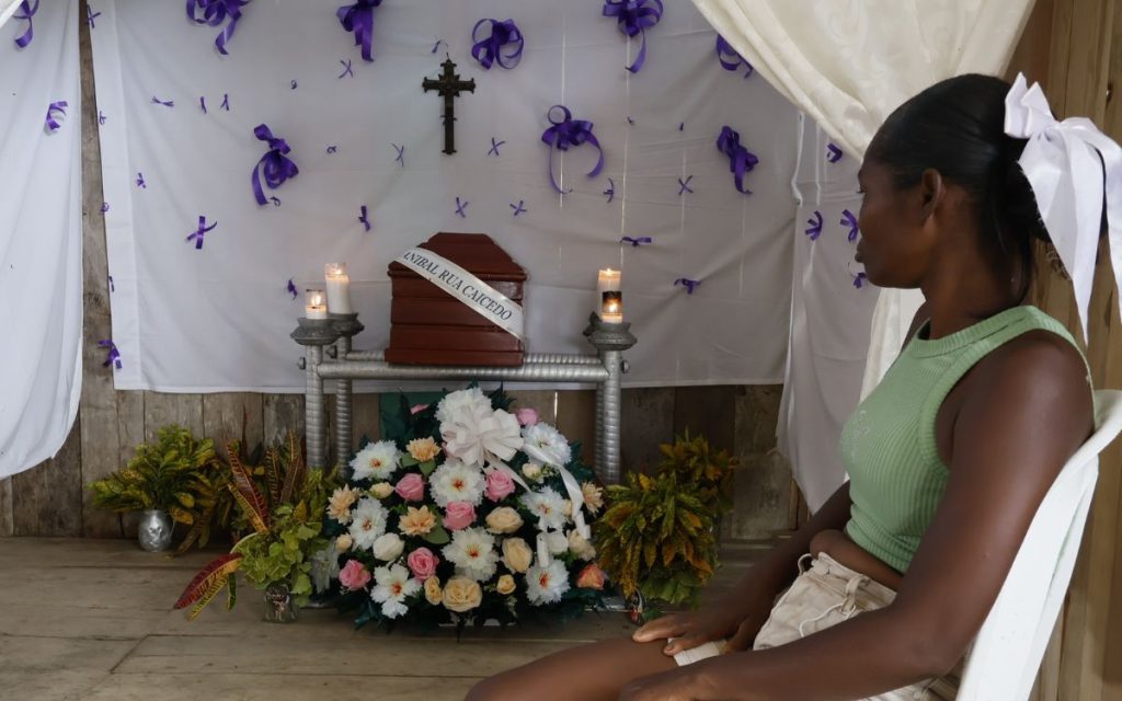 El 23 de diciembre de 2012, en la comunidad de San José del Guayabo, en Tumaco, 'Tuti', como cariñosamente llamaban a Carlos Aníbal Rua Caicedo, salió de su casa y no regresó. La familia celebraba las vísperas de la Navidad cuando se produjo su desaparición.