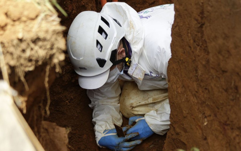 Dando continuidad a las acciones humanitarias y extrajudiciales en Antioquia por parte de la Unidad de Búsqueda de Personas dadas por Desaparecidas (UBPD) en los cementerios de Frontino, San Rafael y el de San Antonio de Pereira (en Rionegro), se logró la recuperación de diez cuerpos que corresponderían a personas desaparecidas en el contexto del conflicto armado.