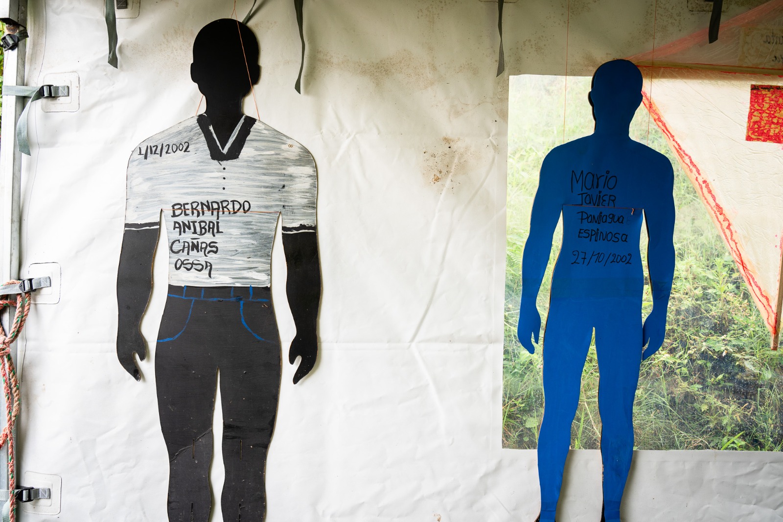 A la espera de que el Despacho Relator de la Sala de Ausencia de Reconocimiento -SAR- de la Jurisdicción Especial para la Paz (JEP) dé cumplimiento a las órdenes emitida por la Sección de Apelación de la Jurisdicción, a través de la sentencia TP-SA 539 de 2025, este 18 de septiembre, la Unidad de Búsqueda de Personas dadas por Desaparecidas (UBPD) realizó una visita técnica a La Escombrera, ubicada en la Comuna 13 de Medellín, con la participación de cerca de 60 personas buscadoras vinculadas a la medida cautelar que protege este sitio de interés forense.