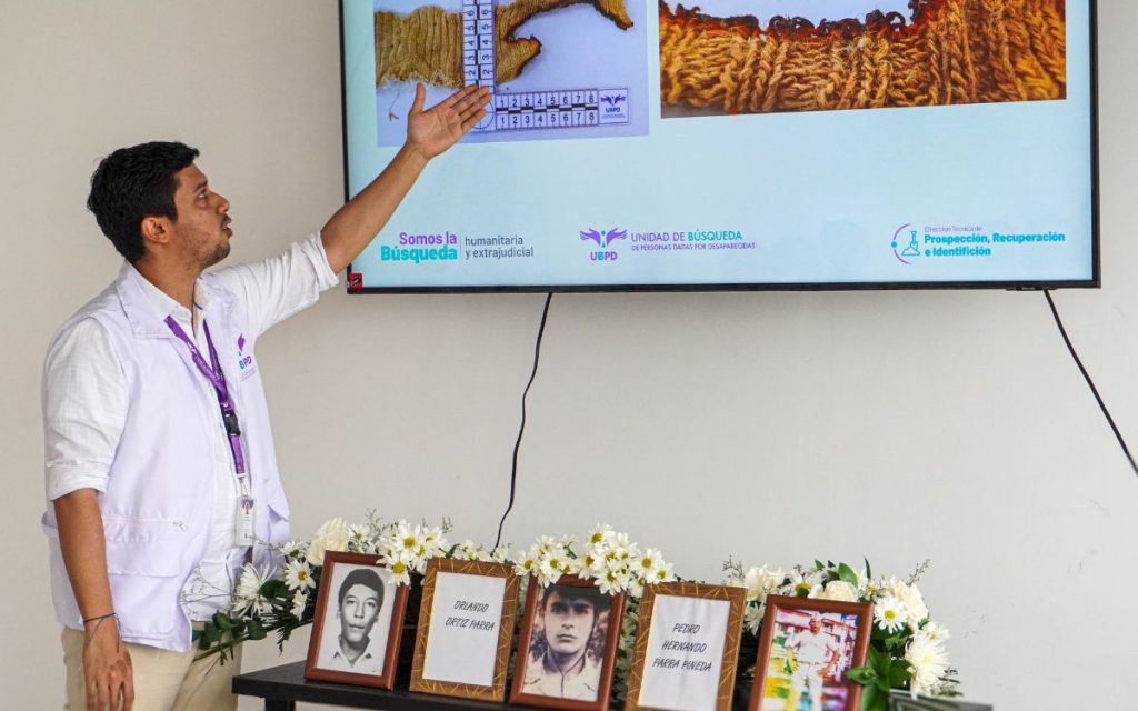 Cinco familias recorrieron largos caminos desde distintas regiones del país para llegar hasta San José del Fragua, en el sur del Caquetá. Su propósito: conocer la verdad después de más de cuatro décadas de incertidumbre por la desaparición de sus hijos, hermanos, tíos y sobrinos, quienes salieron de sus hogares en la década de 1970 y, como consecuencia del conflicto armado, nunca regresaron.