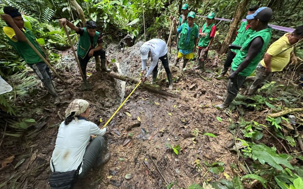 La Unidad de Búsqueda de Personas dadas por Desaparecidas (UBPD) recuperó tres cuerpos en el departamento del Chocó, en el marco de sus acciones humanitarias orientadas a esclarecer lo ocurrido con las personas desaparecidas durante el conflicto armado en esta región del país.