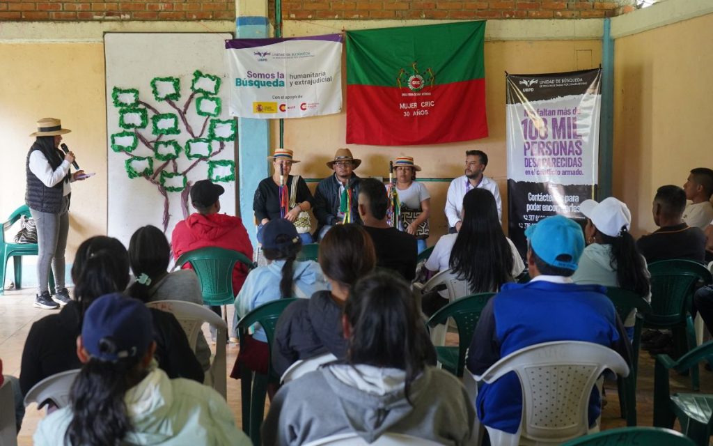 “Bienvenida a su comunidad, acá está su familia esperándola”. Con estas palabras y con la armonización al territorio y sus espíritus guardianes, el mayor Elicerio Vitonás Tálaga y las autoridades espirituales y tradicionales del resguardo Am Yu’ Kiwe del pueblo Nasa, ubicado en el municipio caucano de Toribío, les dieron la bienvenida a Luz Mary y su familia.