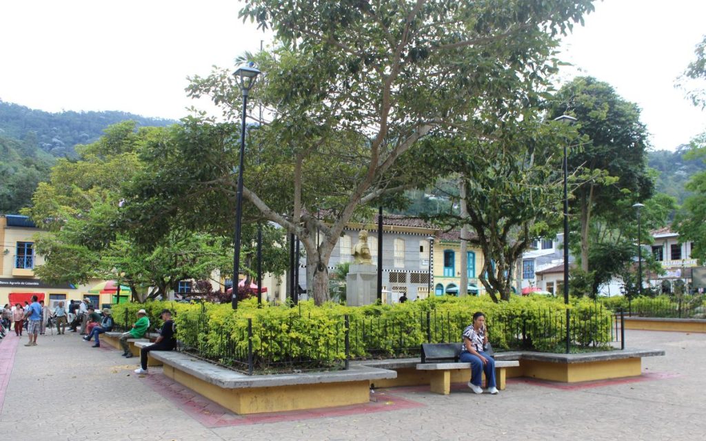 Desde su puesta en marcha, la Unidad de Búsqueda de Personas dadas por Desaparecidas (UBPD) ha hecho énfasis en que la búsqueda de quienes han sido desaparecidos en ocasión del conflicto armado es una tarea integral de país. Por ello, avanza en acciones de articulación que contribuyen a dar respuestas oportunas a la ciudadanía. 