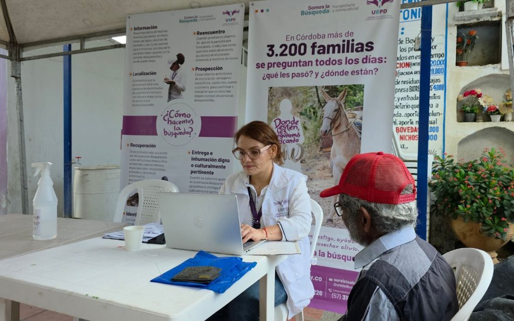 En el balance de cierre de año, la Unidad de Búsqueda de Personas dadas por Desaparecidas (UBPD) anunció la recuperación de 11 cuerpos no identificados en el departamento de Córdoba, culminando un periodo significativo en la búsqueda humanitaria en esta región del país. Con estos hallazgos, la cifra total de recuperaciones realizadas por la UBPD en Córdona durante 2025 asciende a 56 cuerpos.