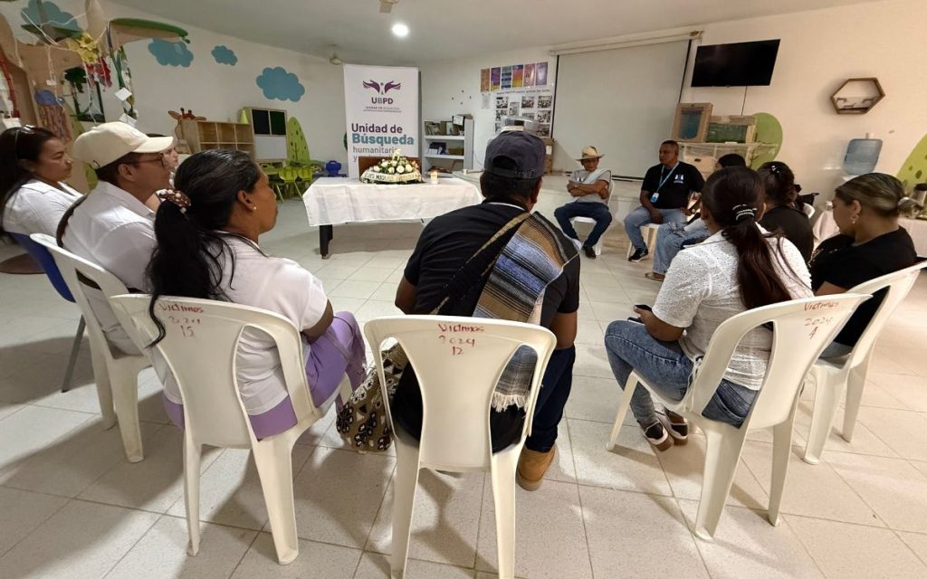 Desde hace cerca de 26 años, los integrantes de la familia Ortega Meza, en el corregimiento Arenas del municipio de San Jacinto, en Bolívar, padecen el dolor que causa la desaparición por el conflicto armado. Para su alivio, poco a poco disminuye la incertidumbre, pues de uno de sus dos hijos desaparecidos, Luis Miguel, pudieron despedirse luego de recibir su cuerpo de manos de la Unidad de Búsqueda de Personas dadas por Desaparecidas (UBPD).
