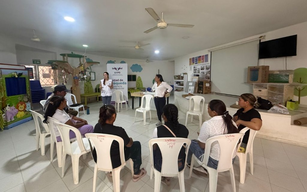 Desde hace cerca de 26 años, los integrantes de la familia Ortega Meza, en el corregimiento Arenas del municipio de San Jacinto, en Bolívar, padecen el dolor que causa la desaparición por el conflicto armado. Para su alivio, poco a poco disminuye la incertidumbre, pues de uno de sus dos hijos desaparecidos, Luis Miguel, pudieron despedirse luego de recibir su cuerpo de manos de la Unidad de Búsqueda de Personas dadas por Desaparecidas (UBPD).