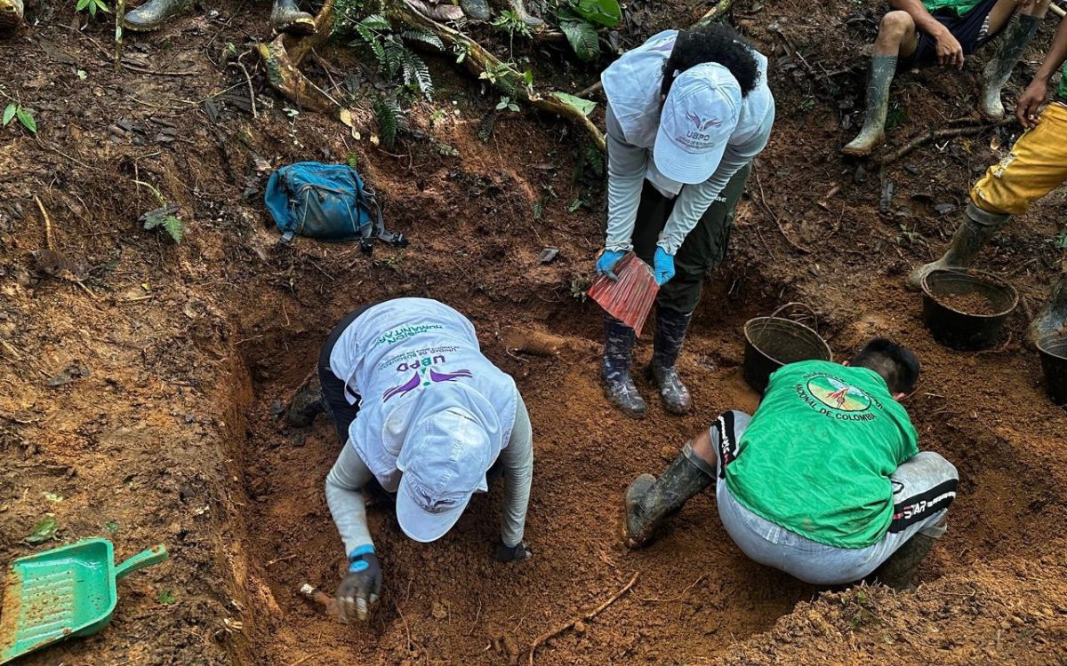 En el Chocó, donde el universo de personas dadas por desaparecidas supera las 2.800, la Unidad de Búsqueda de Personas Dadas por Desaparecidas (UBPD) proyecta para el primer semestre de 2026 una agenda orientada a intensificar las acciones de prospección, recuperación y localización, así como a fortalecer el trabajo comunitario y los aportes de información en el Chocó, pilares de la búsqueda humanitaria y extrajudicial.