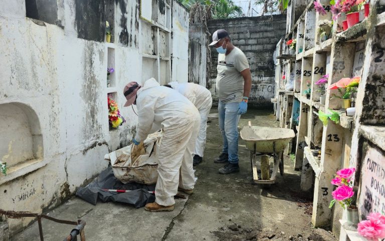 Segunda fase de intervención del cementerio San Antonio, en Montería, permitió la recuperación de 16 cuerpos 