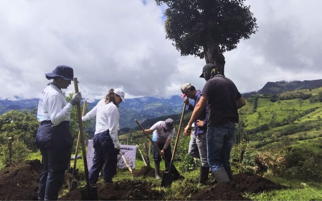 Gracias a los aportes de información recibidos por parte de miembros del Frente Comuneros del Sur, de firmantes del Acuerdo de Paz y de personas civiles, la Unidad de Búsqueda de Personas dadas por Desaparecidas (UBPD) recuperó en territorios ancestrales de Nariño los cuerpos de 10 personas dadas por desaparecidas. Municipios como La Llanada, Cumbal, Samaniego y Santacruz de Guachavés han sido los territorios priorizados para estas acciones humanitarias y extrajudiciales. 