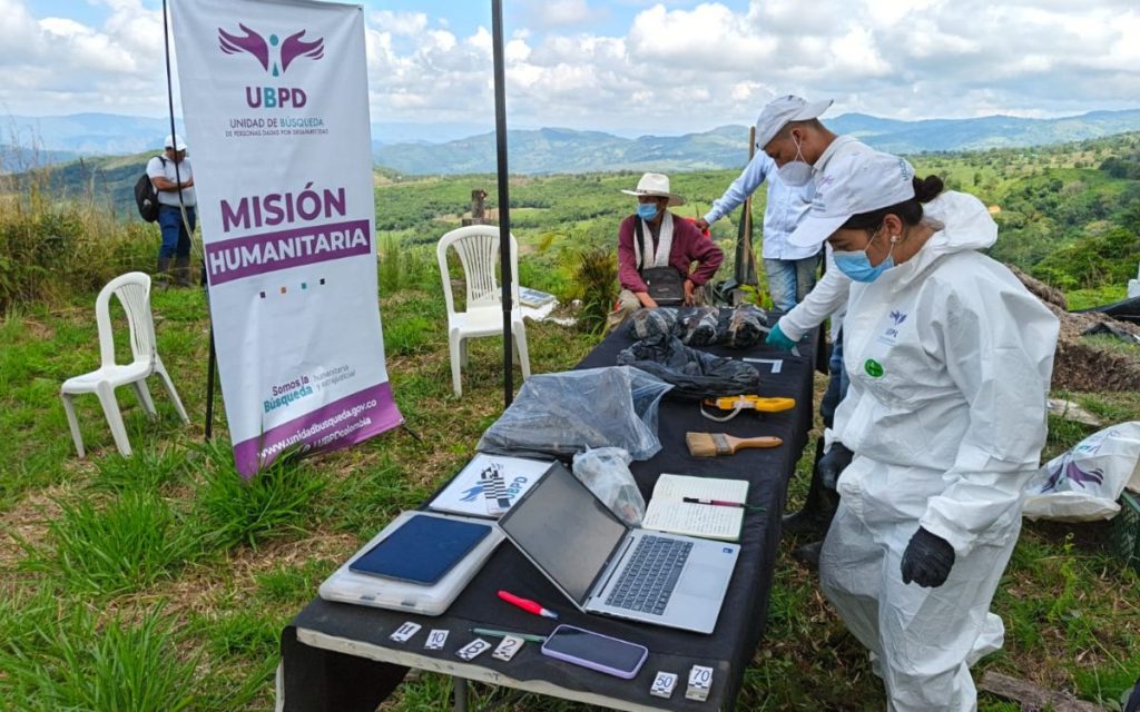 Al oriente del Tolima, entre verdes montañas, se encuentra Prado, una población donde la riqueza hídrica y la pujanza de su gente han impulsado el turismo y el campo. Sin embargo, al igual que otros municipios del departamento, sus tierras guardan las huellas profundas que dejó el conflicto armado en la década de los noventa.