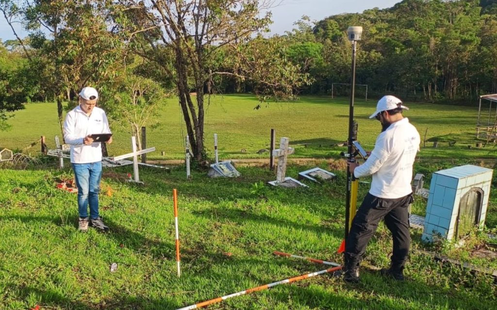Al oriente del Tolima, entre verdes montañas, se encuentra Prado, una población donde la riqueza hídrica y la pujanza de su gente han impulsado el turismo y el campo. Sin embargo, al igual que otros municipios del departamento, sus tierras guardan las huellas profundas que dejó el conflicto armado en la década de los noventa.