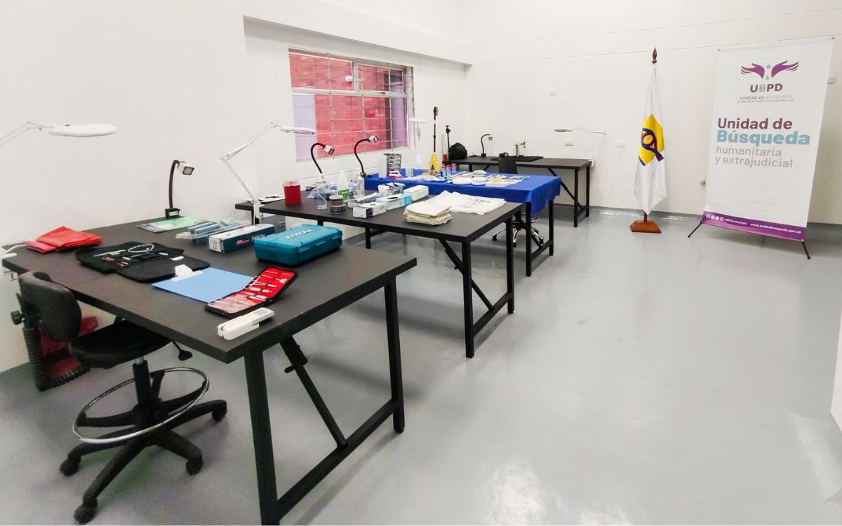 La Unidad de Búsqueda de Personas dadas por Desaparecidas (UBPD) y el Instituto Nacional de Medicina Legal y Ciencias Forenses (INML-CF) recibieron las adecuaciones y la infraestructura del nuevo Centro Integral de Abordaje Forense e Identificación Regional - CIAFI de la Orinoquía, ubicado en la ciudad de Yopal. Esta iniciativa fue financiada con recursos del Fondo Multidonante de las Naciones Unidas para La Paz (MPTF) a través del Programa de Naciones Unidas para el Desarrollo (PNUD).