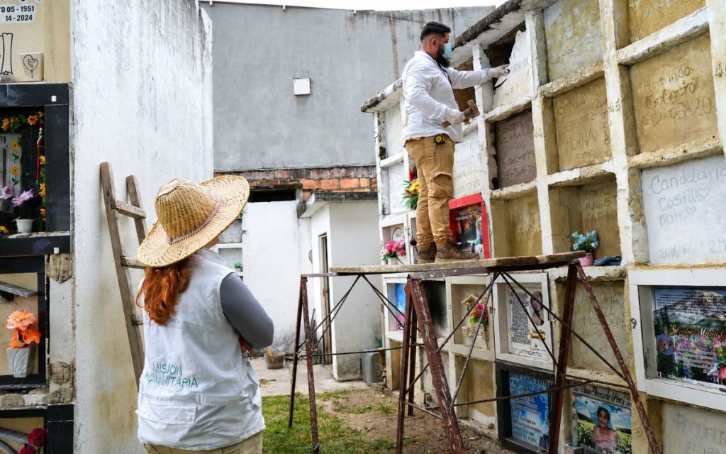 La Unidad de Búsqueda de Personas dadas por Desaparecidas (UBPD) culminó la intervención forense en el cementerio municipal de Santa Rosa del Sur, en el departamento de Bolívar, y logró la recuperación de cuatro cuerpos de personas dadas por desaparecidas en el marco del conflicto armado. De esta manera la entidad descarta ese camposanto como sitio de interés para la búsqueda.