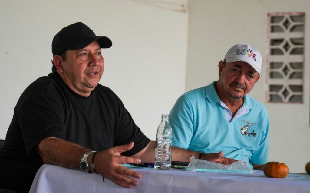 Con el propósito de fortalecer las acciones humanitarias de búsqueda de personas dadas por desaparecidas como consecuencia del conflicto armado y continuar construyendo rutas de trabajo, la Unidad de Búsqueda de Personas dadas por Desaparecidas (UBPD) desarrolló una jornada de diálogo y articulación en el municipio de Valparaíso, en Caquetá, en el marco de la estrategia "Pescando memorias para la búsqueda".