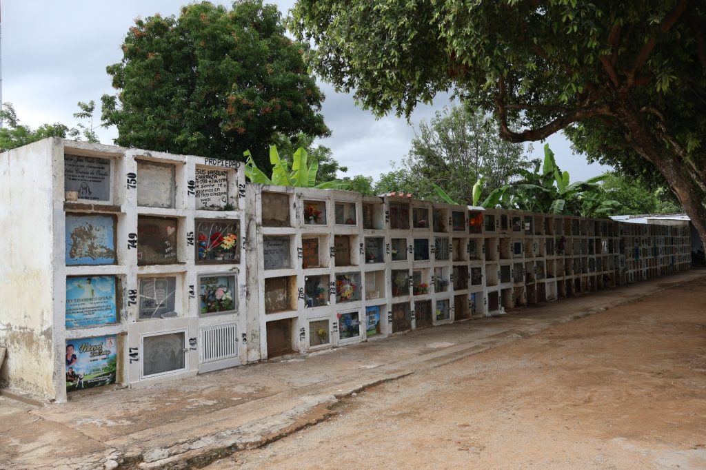 La Unidad de Búsqueda de Personas dadas por Desaparecidas (UBPD) culminó la tercera fase de intervención forense en el Cementerio Católico Central de Aguachica, en el Cesar, donde recuperó 13 cuerpos de interés para la búsqueda. Estas acciones hacen parte de la investigación humanitaria y extrajudicial que adelanta la entidad para esclarecer posibles desapariciones ocurridas en el contexto del conflicto armado, principalmente entre las décadas de 1980 y 1990.