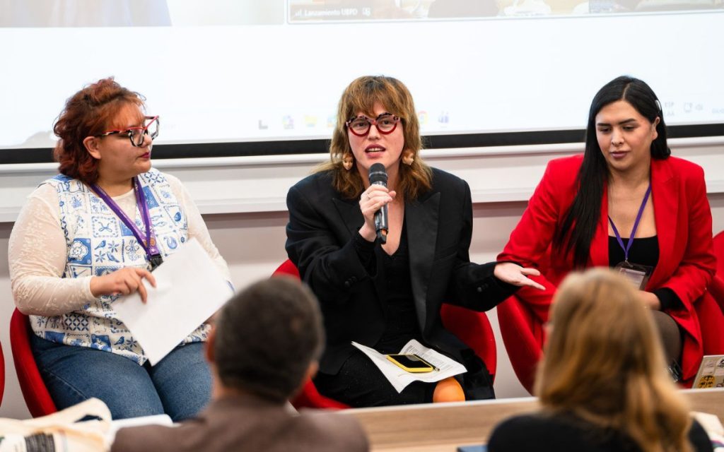 El Día Internacional del Orgullo LGBTIQ+, que se conmemora cada 28 de junio, es una fecha que resignifica los procesos de búsqueda liderados por esta población. Por es razón, la UBPD presenta un lineamiento forense que reconoce la identidad vivida como dato técnico.