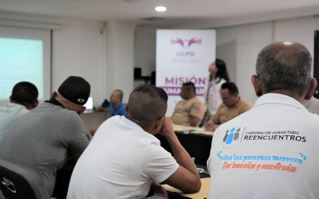 Con el propósito de fortalecer la búsqueda de personas de la sociedad civil, miembros de la fuerza pública y excombatientes de las Fuerzas Armadas Revolucionarias de Colombia (Farc) desaparecidos en el contexto del conflicto armado en Antioquia, la Unidad de Búsqueda de Personas dadas por Desaparecidas (UBPD) construyó dos acuerdos de trabajo con firmantes el Acuerdo de Paz de los antiguos frentes 4, 18 y 37 de las Farc y con integrantes de la Corporación Humanitaria Reencuentros.